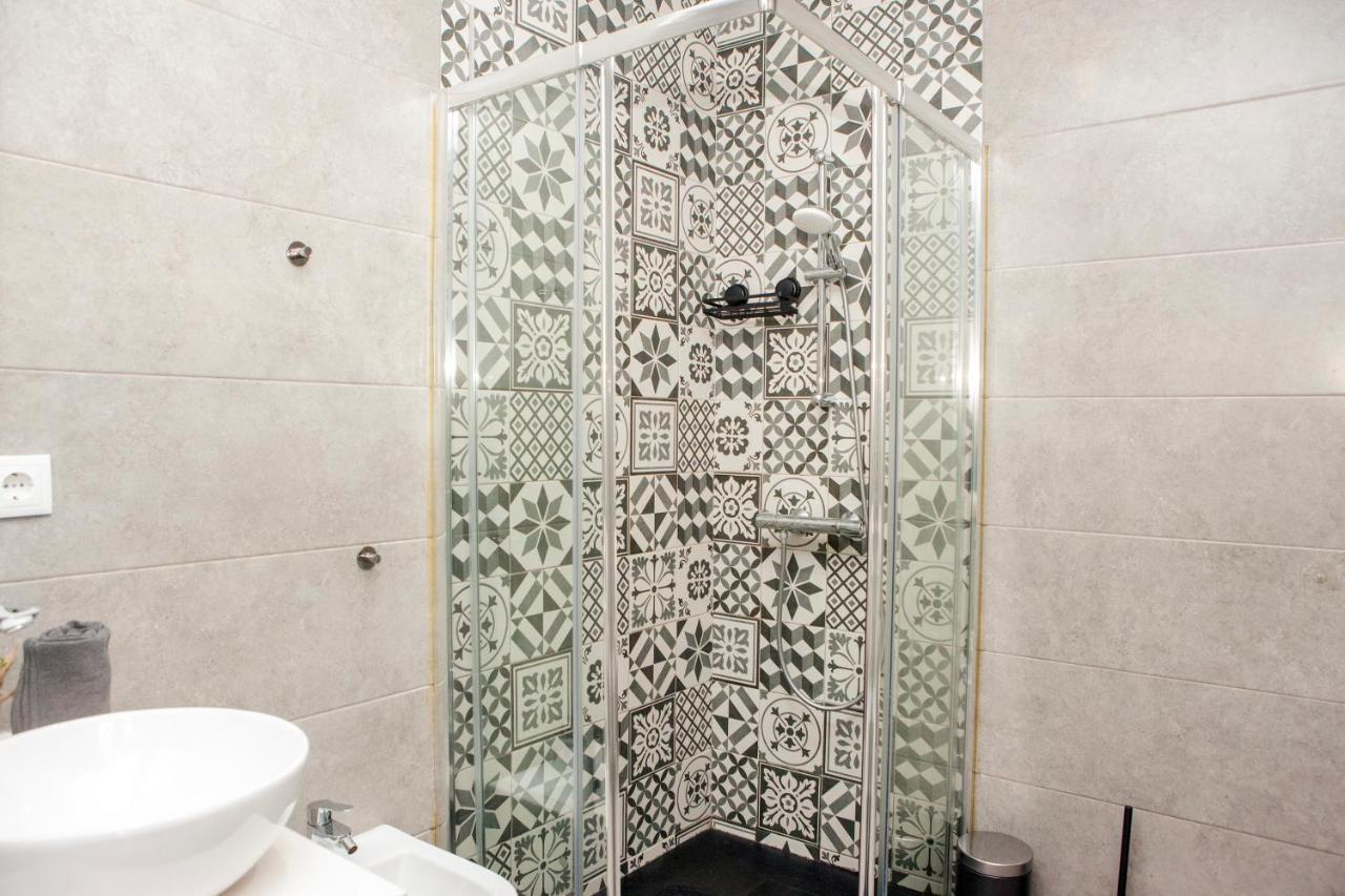 Host Wise - Amadeo Apartments Vila Nova de Gaia Exterior photo